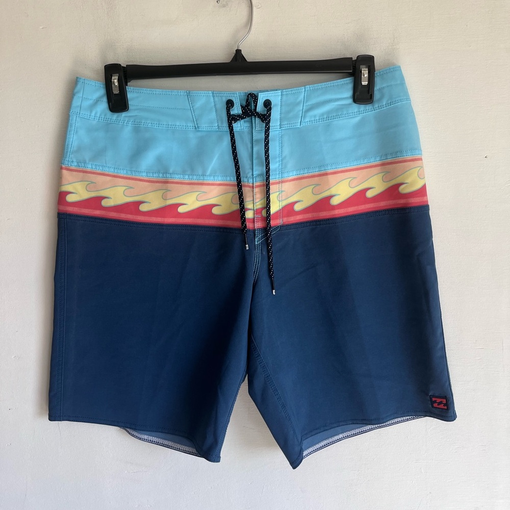 Billabong Recycler Pro Blue,Red and Yellow Wave Pattern Board Shorts, Men’s 32